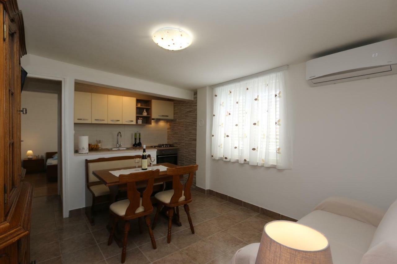 Apartment Damirk Polje  Zewnętrze zdjęcie